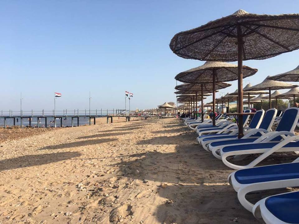 Special Chalets In Porto South Beach Families Ain Sukhna Bagian luar foto